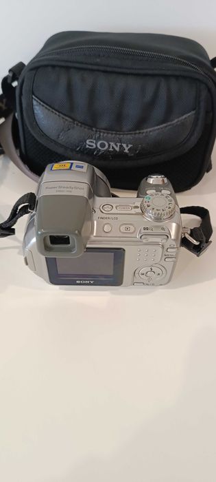 Câmara Sony DSC-H2 (para peças)