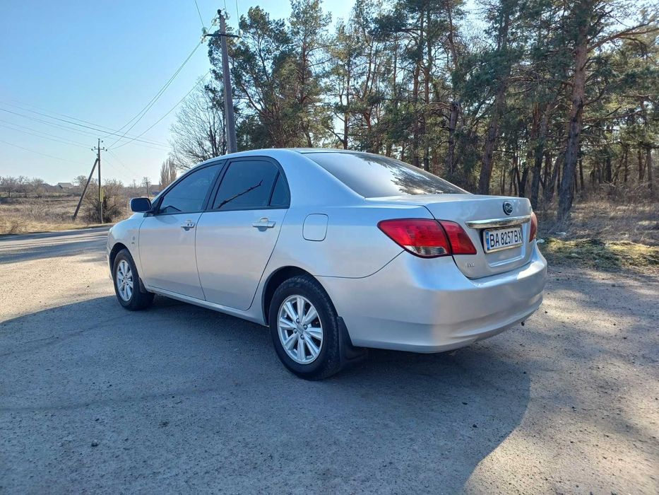 Продам машину byd F3 new