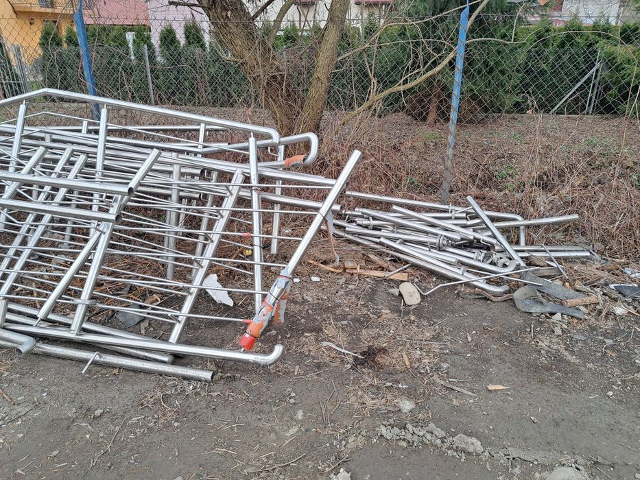 Barierki z  nierdzewki