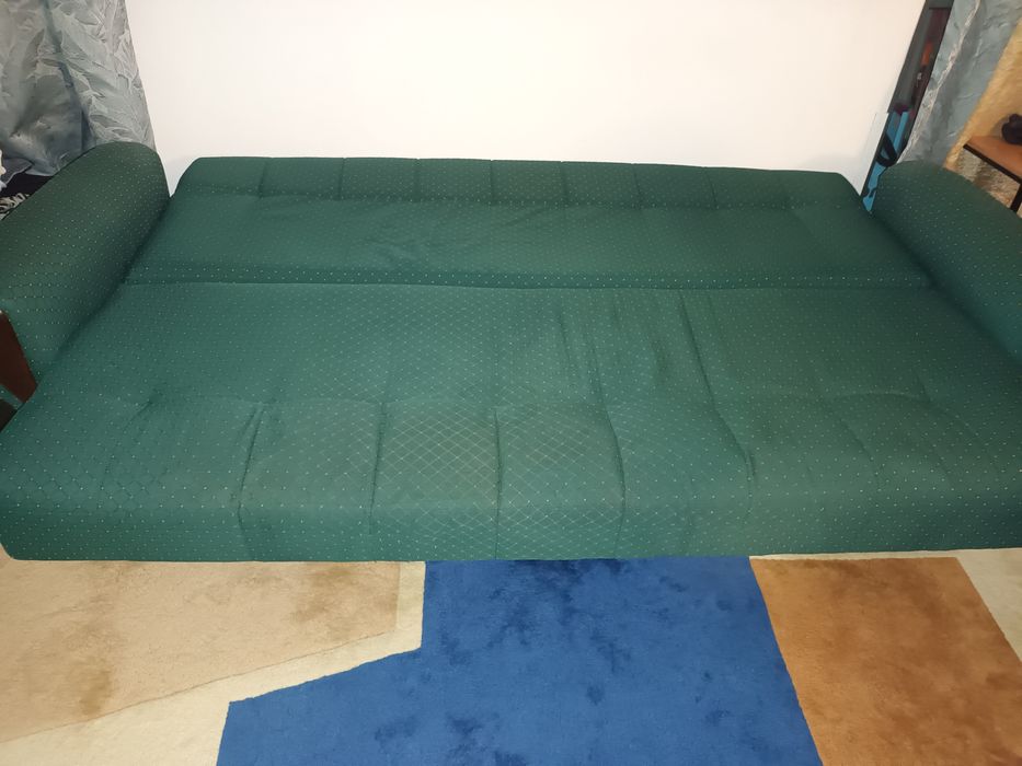 Sofá  cama com arrumação