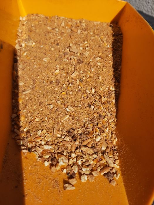 Zanęta sypka Duży Leszcz 1 kg