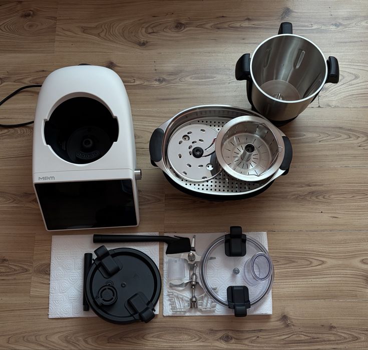 Robot kuchenny z funkcją gotowania TRM-01 Perfecto
