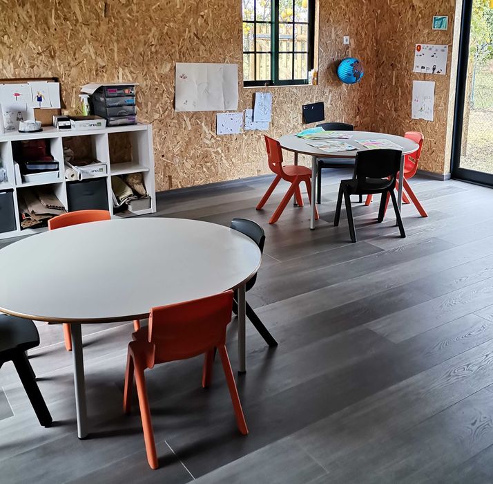 Mesa circular (120x64cm)