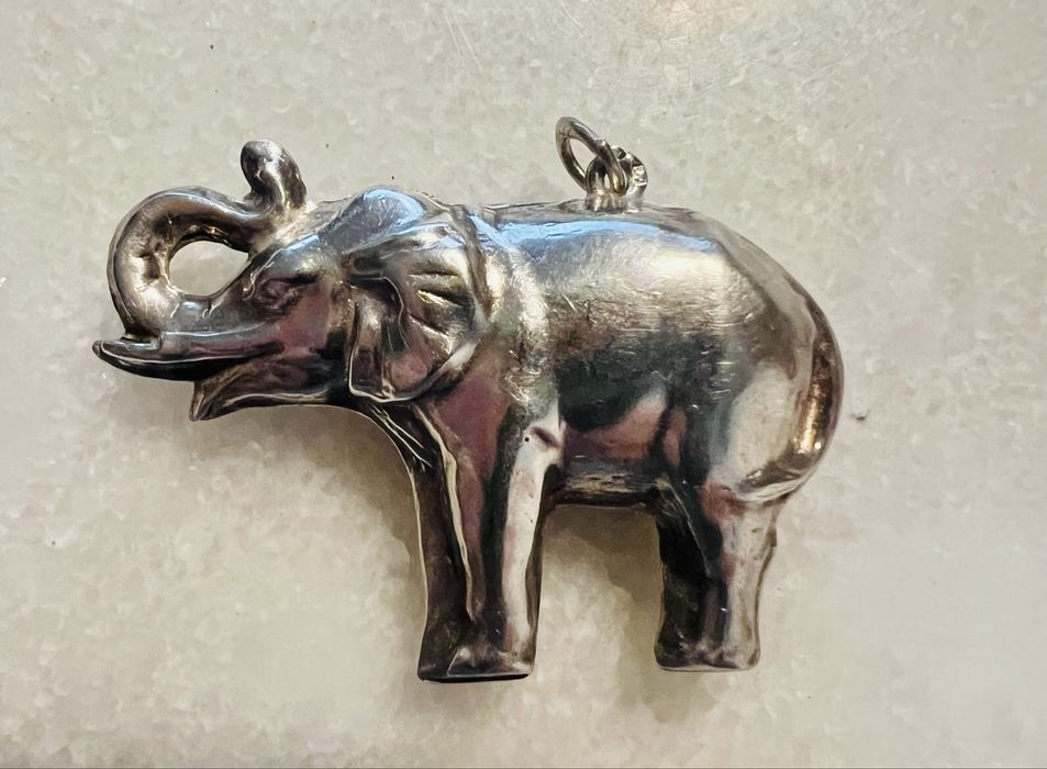 Pêndulo em prata para fio - elefante- peso, 4,98gr