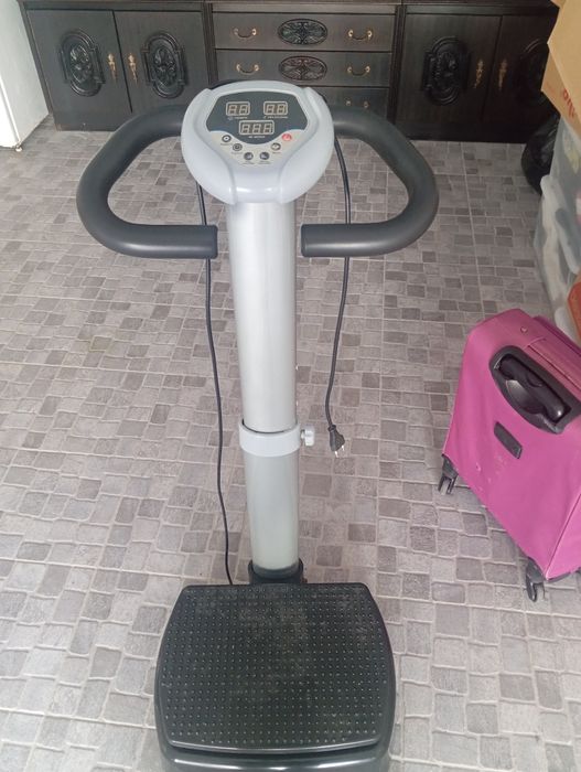 Plataforma Vibratória Fitness – Bom estado