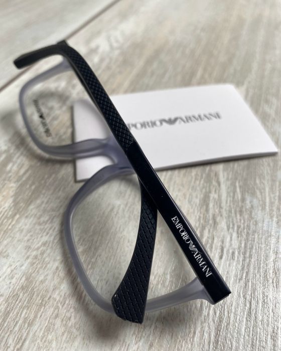 Чоловічі оправи для окулярів EA 3069 від  Emporio Armani !