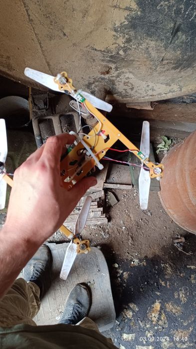 Збір для ЗСУ неробочої електроніки,телефони, ноутбуки,плати різні