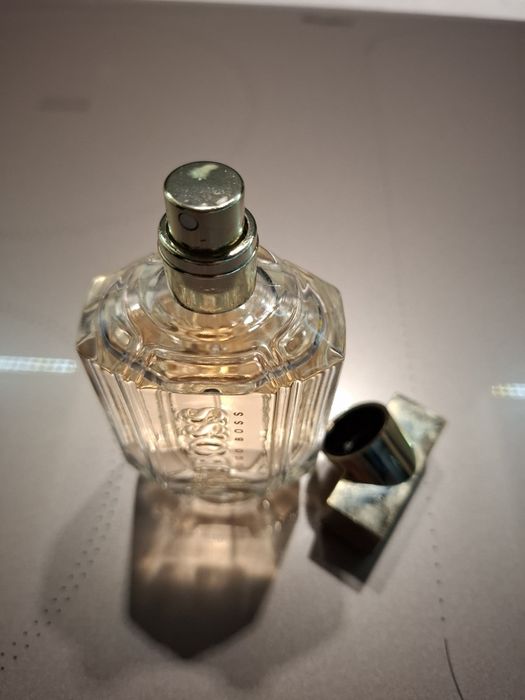 Damskie EDP Boss The scent 50ml z małym ubytkiem