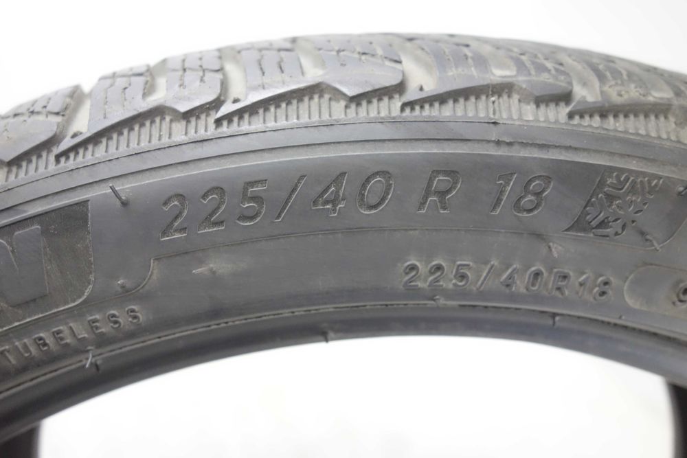 Opony zimowe 225/40/18 - MICHELIN Pilot Alpin 5 XL