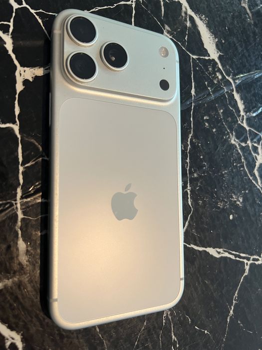 Iphone 17 pro max com garantia !