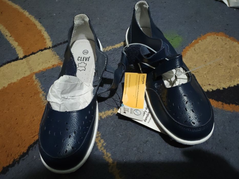 продам взутя жіноче