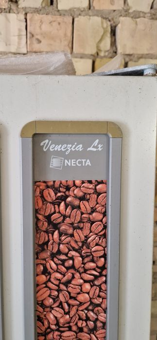 Вендінговий автомат Necta Venezia LX