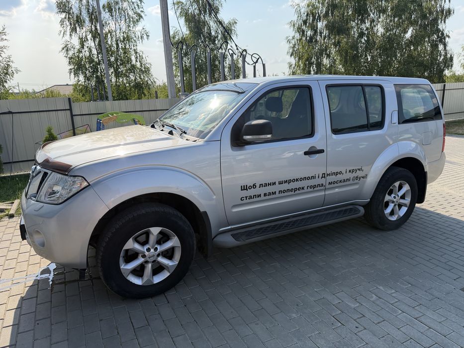 Nissan pathfinder 2013р один власник з салону