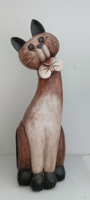 Peça única trabalhada a mão . Gato Preto