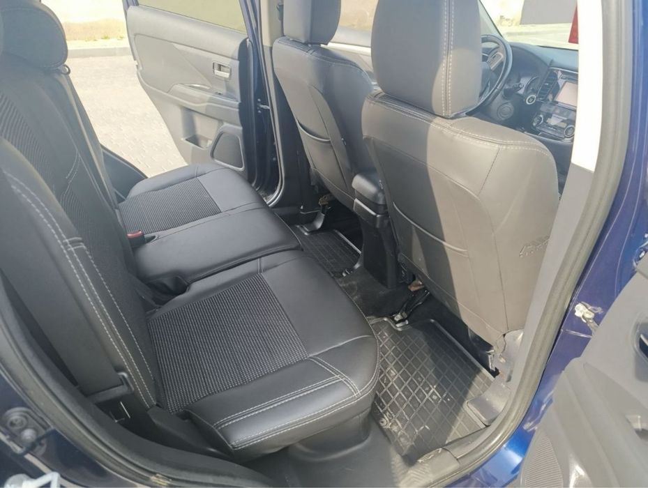 Продаю Mitsubishi Outlander Se 2013