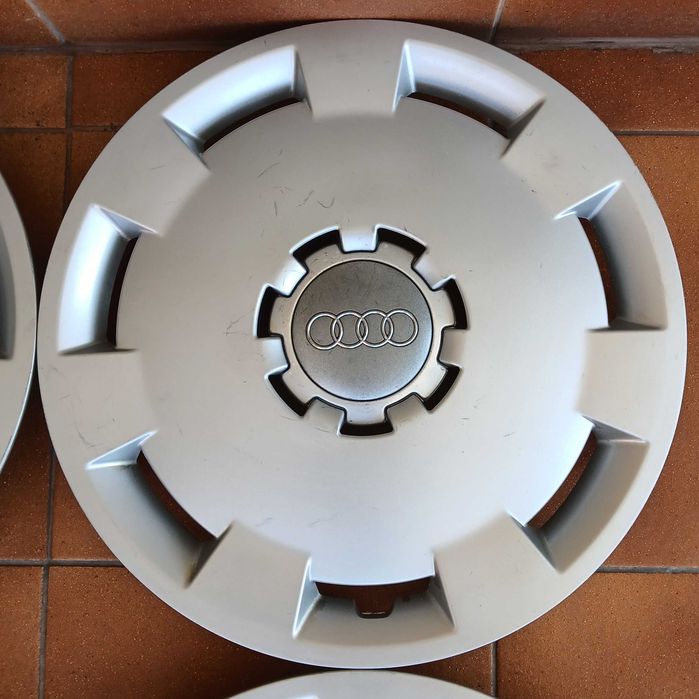 AUDI A3 8P A4 B6 B7 Kołpaki 15'' 8E0601147A Komplet