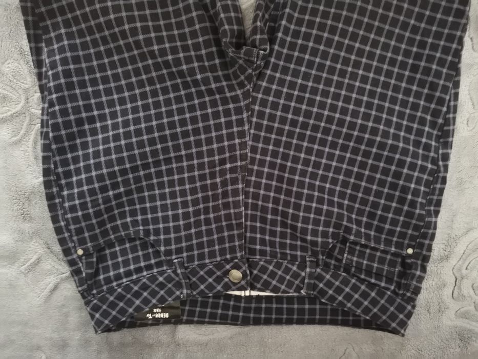 Urocze skiny damskie rozm 12