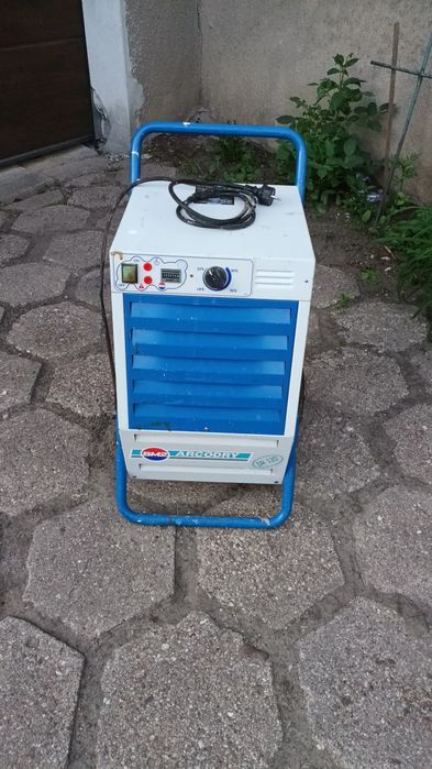 Osuszacz powietrza budowlany