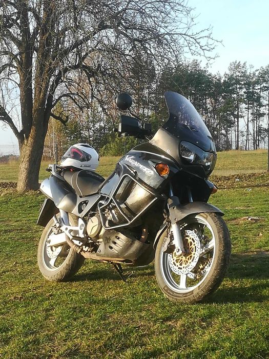 Compatible V1-v5 Sd01 Sd02 Reposapiés Delantero Aluminio Honda XL1000 Varadero - Compatible Modelos 1999-2005 Reposapiés Delanteros XL1000