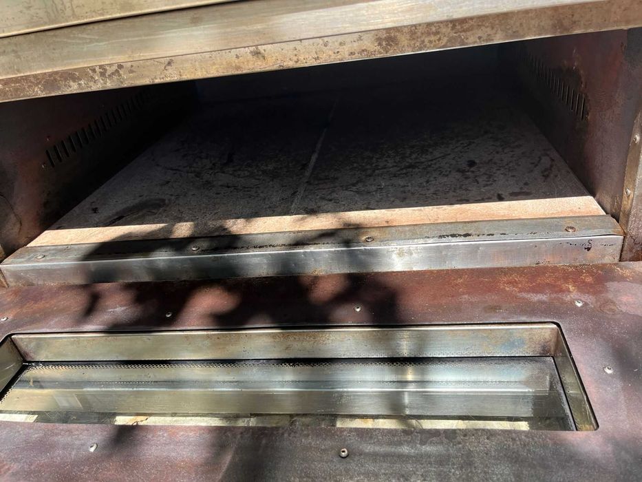 Forno de pizzas profissional