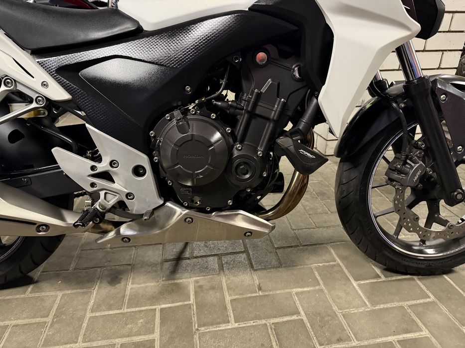 Японский мотоцыкл Honda CB400F. 2013г.