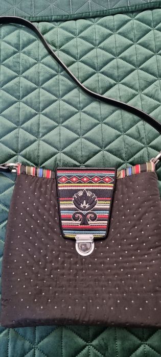 Torebka listonoszka Goshico