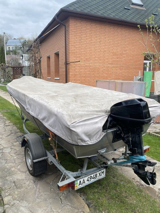 UMS  Tuna 410+лафет+лебідка+ехолот