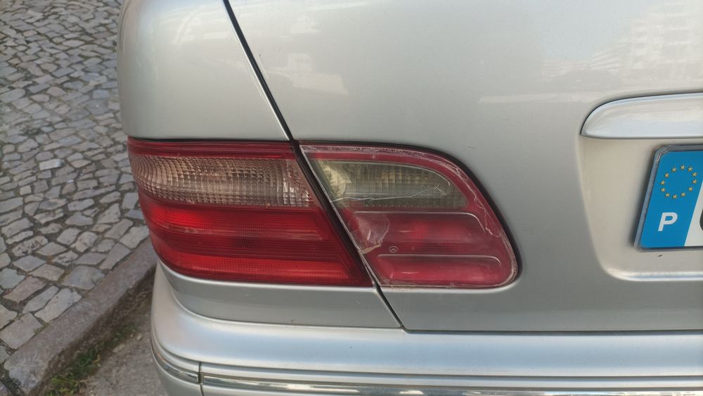 Farolins mala farolim Mercedes