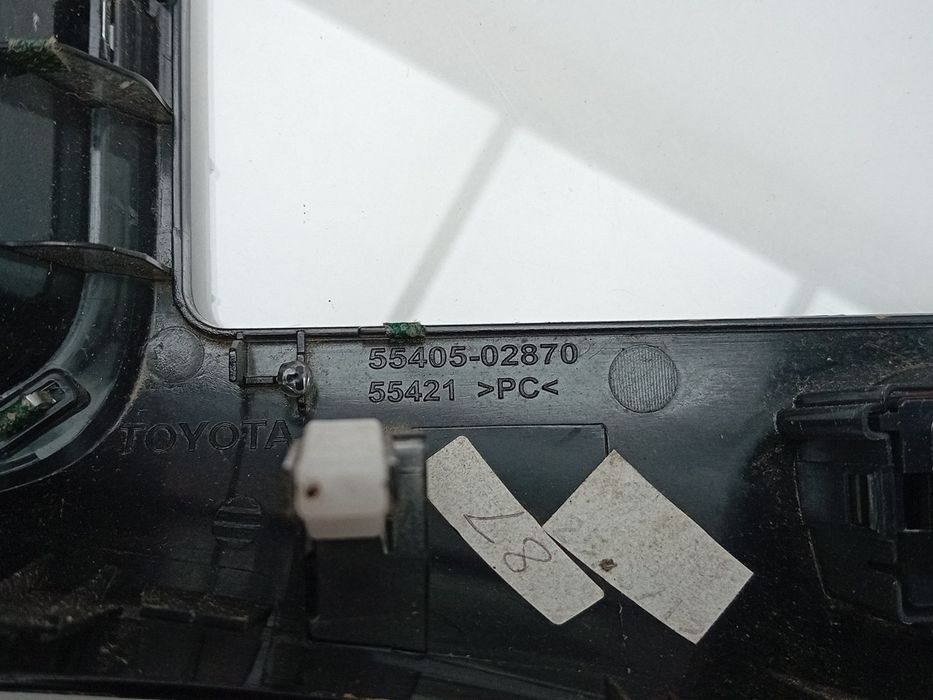 Moldura da consola central / rádio / aro TOYOTA Auris Touring Sports (