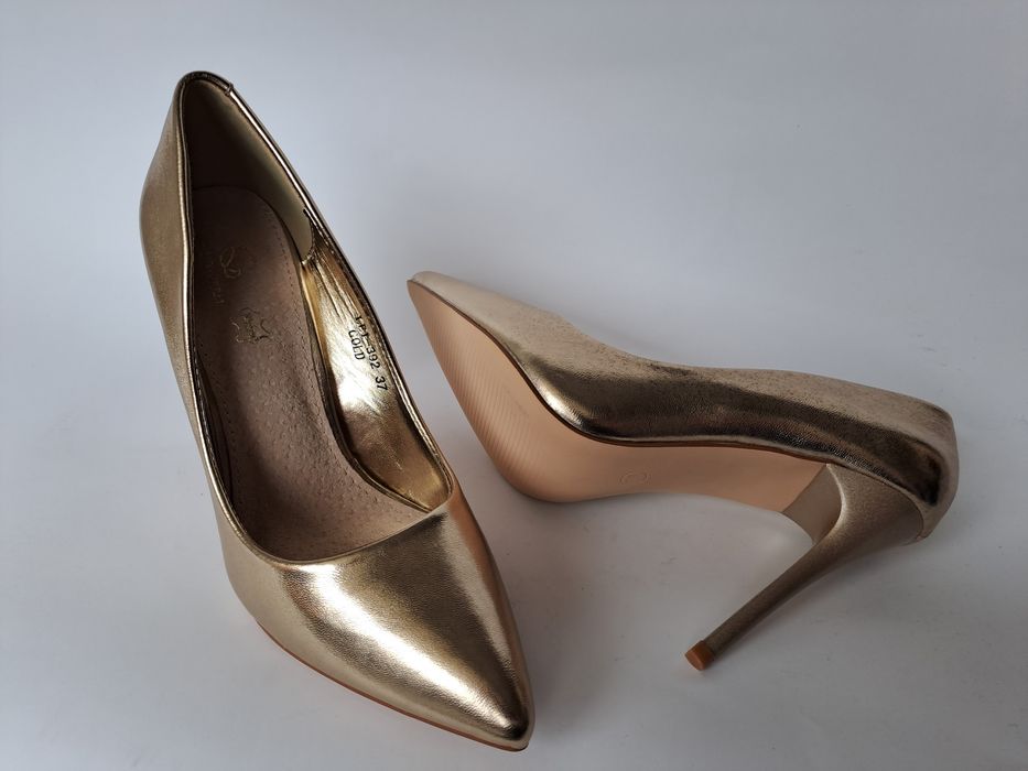 Buty damskie, Szpilki, czółenka złote, rozmiar 37