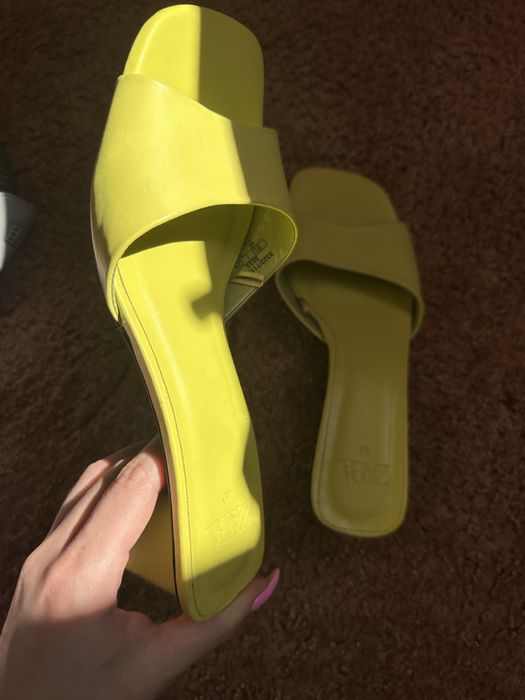 Мюлі zara яскраво жовті