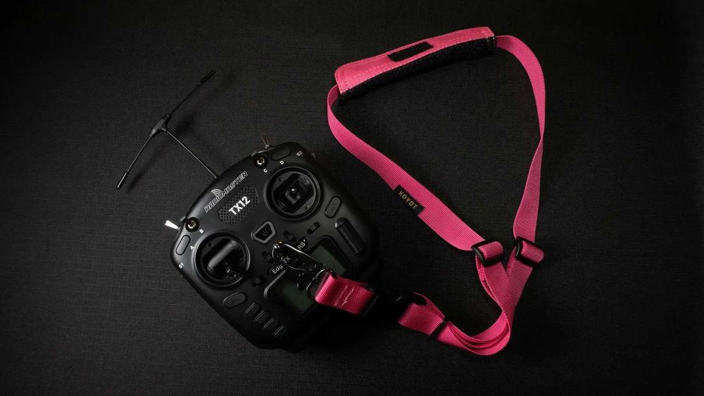Рожевий ремінь для пульта FPV Radiomaster TX15, TX16S, TX12, GX12 та інші /  MOROK Рожевий Koyot Packs