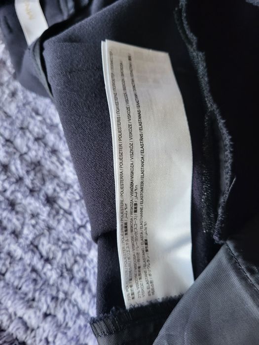 Spodnie eleganckie Mango  granatowe roz 42 raz założone