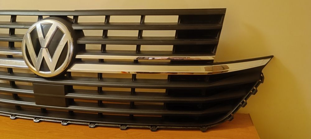 VW T6.1 MULTIVAN TRANSPORTER Grill atrapa zderzaka przednia przód