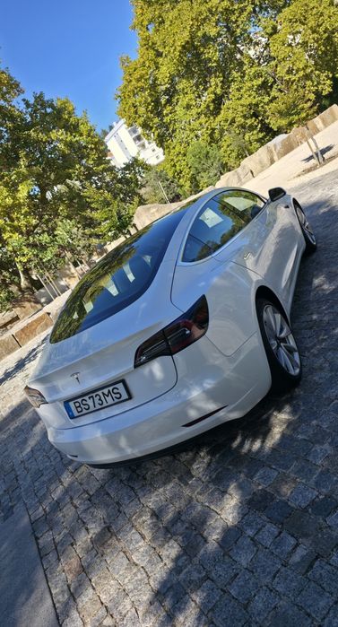 Tesla standard range 325cv — photo 3