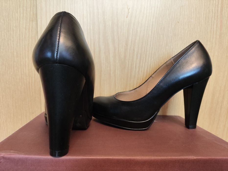 Buty na wysokim obcasie Ryłko Estima skórzane 36