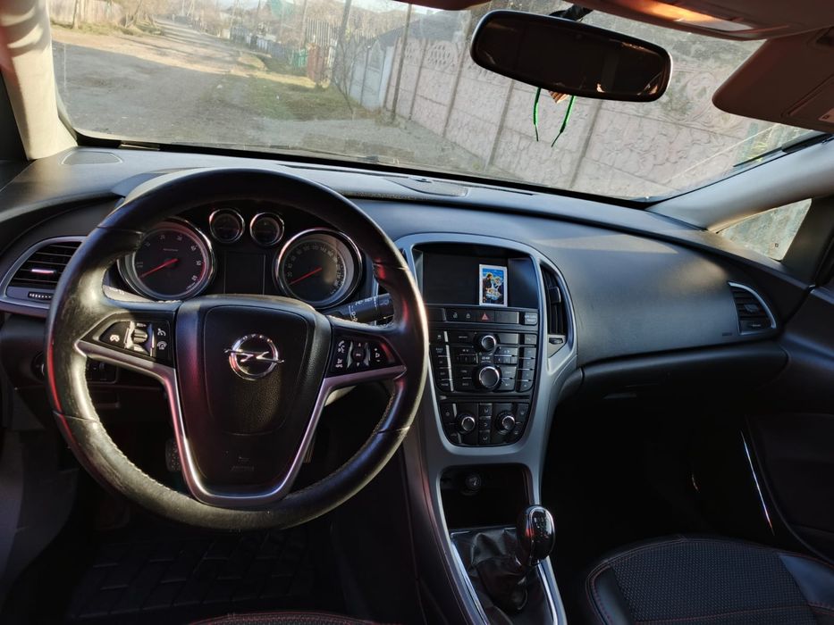 Opel Astra 1.7 diesel 2012