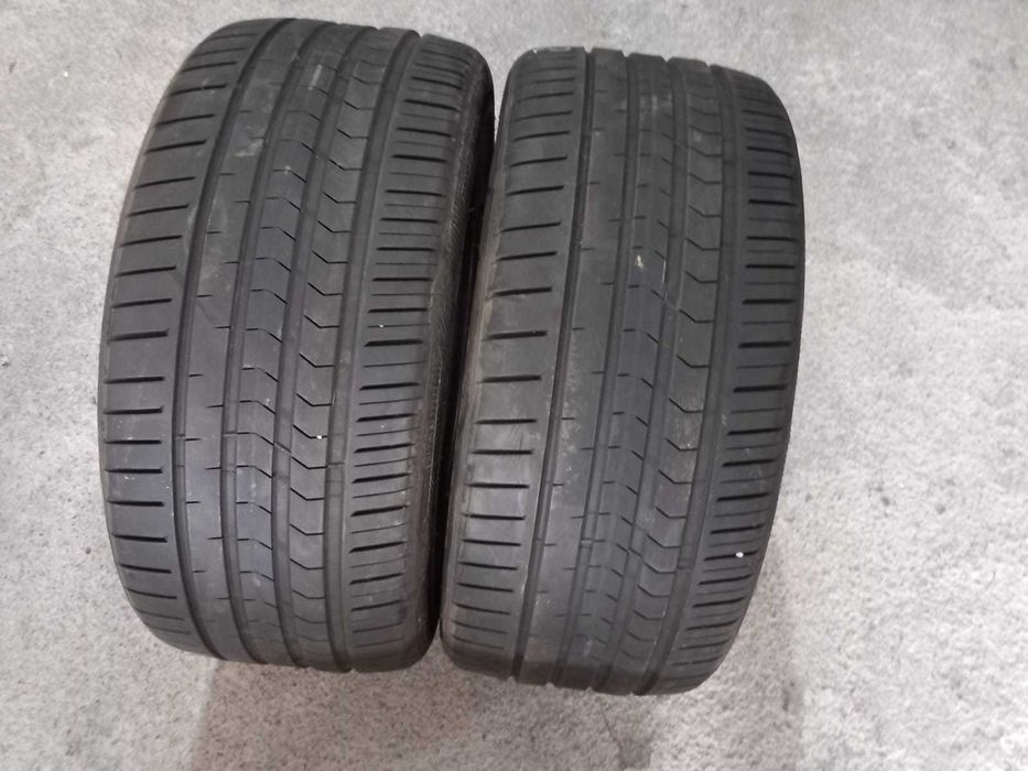4 Pneus como Novos 215/40R16 Toyo e Vredstein