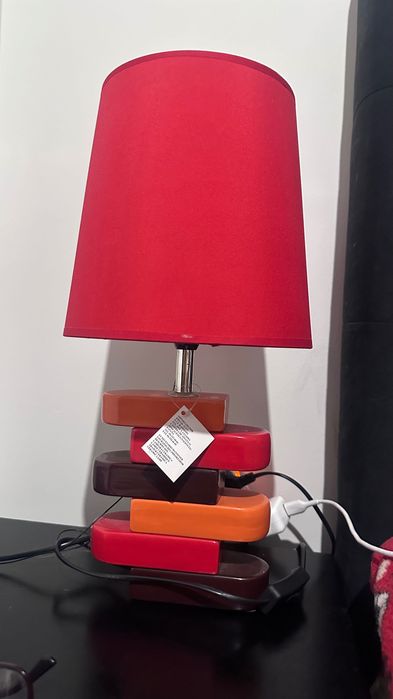 Abajur vermelho 2 iguais e novos