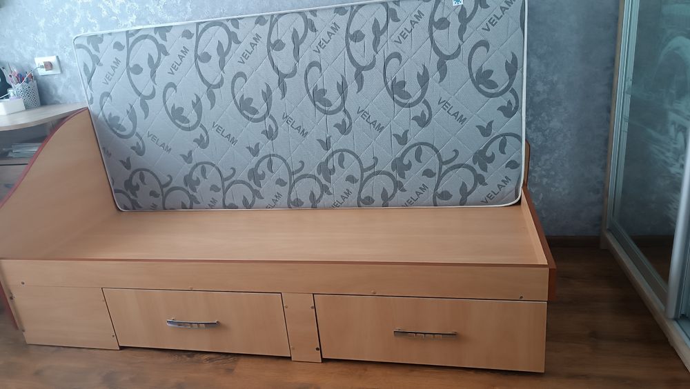 ПРОДАМ!!! односпальне ліжко з матрацом