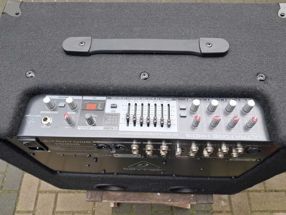Wzmacniacz Behringer KXD 16 600W