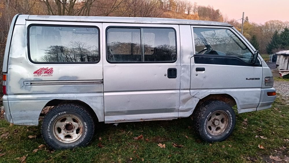 Mitsubishi 4X4 L300 4WD 2.5 TD GLS 8 osób