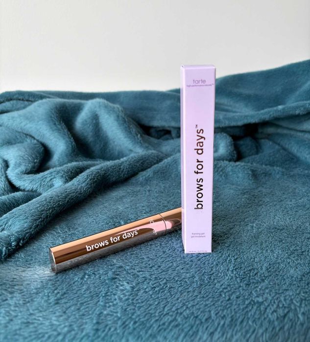 Tarte Brows For Days  Żel utrwalający do brwi