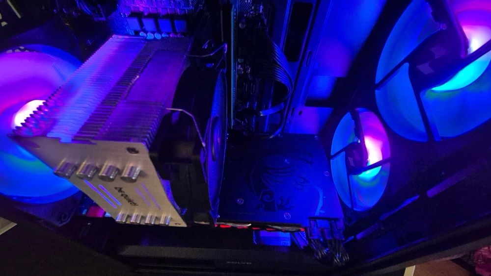 PC Gamer i5 1O400f 4.3Ghz | 16Gb DDR4 | GTX 1070 8GB | NVME+HDD | ARGB
