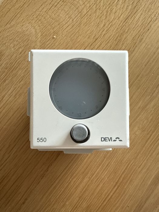 Regulator temparatury Devireg 550 + czujnik