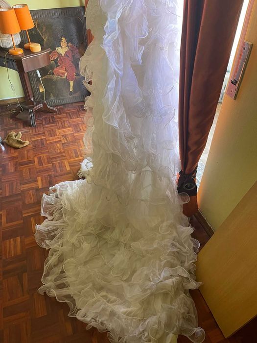 Vestido de noiva usado uma vez veste 36/38