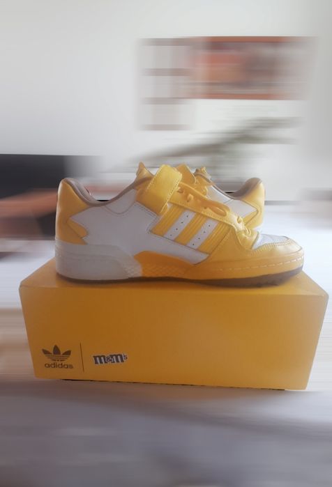 Tênis adidas M&MS-Forum Lo 84