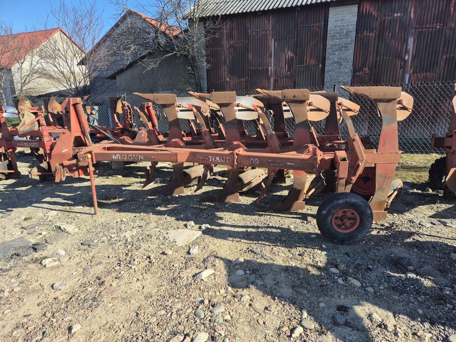 Pługi obrotowe Naud Overum lemken Gregoire Besson 4 5