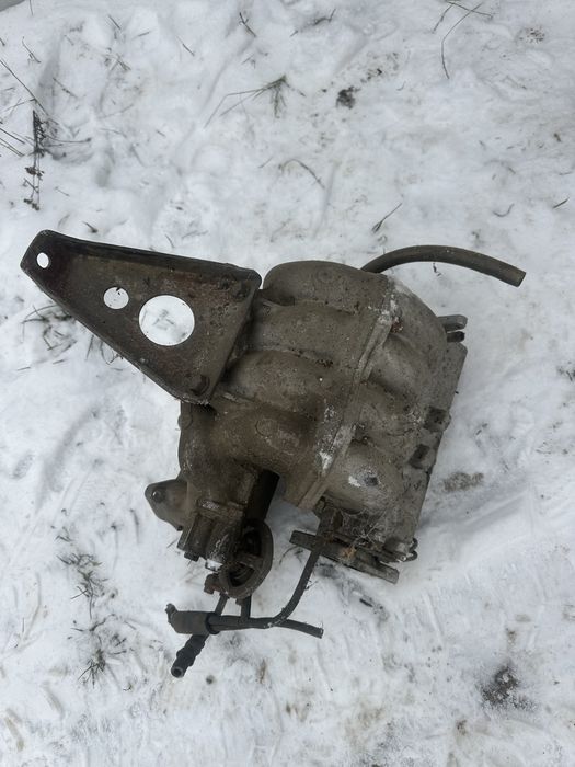 Комплект деталей від двигуна автомобіля міцубісі галант 1,8 бензин .