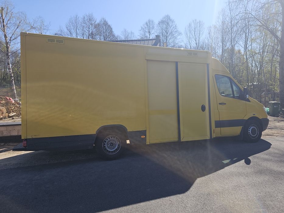Przeprowadzki Grodzisk Maz. – Warszawa | Duży bus + 2 osoby | Gruz